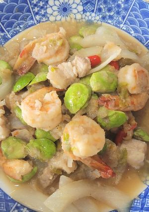 รูปของ ผัดสะตอกะปิกุ้ง+ หมูสามชั้น