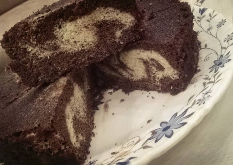 Simple Way to Make Perfect Marble chocolate cake in microwave