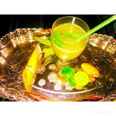 A picture of # juiceSugarcane.