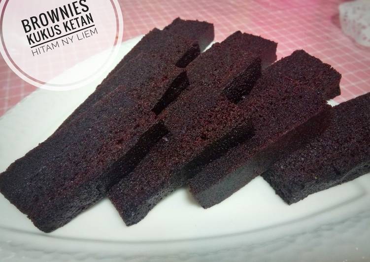 Bagaimana Membuat Brownies Ketan Hitam ala Ny Liem Anti Gagal