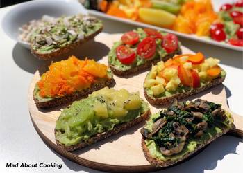 How to Make Tasty Avocado Toast With Fruits  Veggies  Open Avocado Spread Sandwiches  Perfect Brunch Recipe