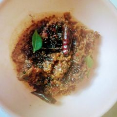 Tomato mint chutney A picture of Tomato mint chutney.