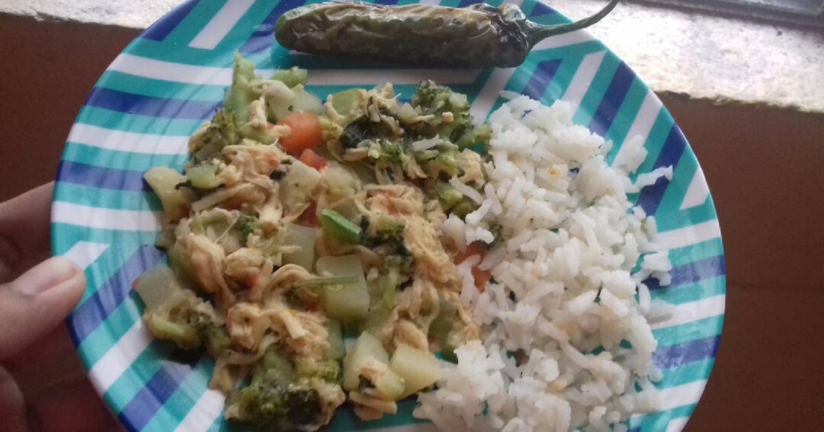 Pollo deshebrado con verduras Receta de Elishita- Cookpad