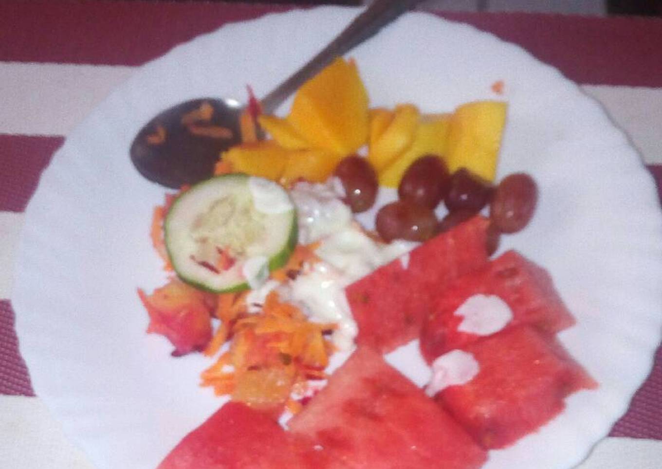 Mixed fruits,vegetables and natural yoghurt