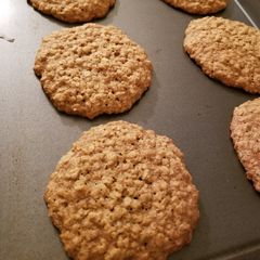 A picture of Just Plain Oatmeal Cookies.