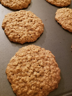 A picture of Just Plain Oatmeal Cookies.