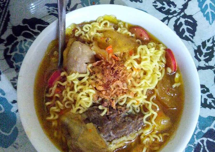 Cara Bikin Seblak Mie Kari Daging yang Enak Banget