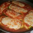 Calabacitas rellenas en caldillo de jitomate