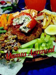हेल्थी स्प्राउट्स सीज़्ज़लेर (Healthy sprouts sizzler recipe in hindi) रेसिपी मुख्य फोटो