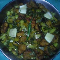 Red lentil pakoda potatoes curry A picture of Red lentil pakoda potatoes curry.