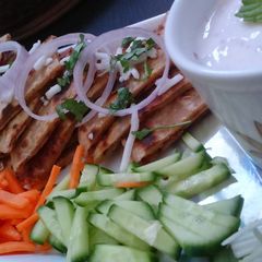 A picture of Rajma cheese paratha.