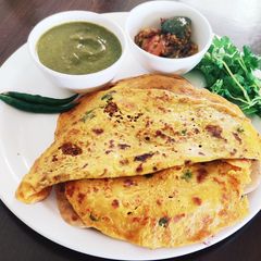 A picture of Besan corn 🌽 chilla(english).