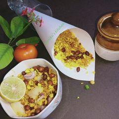 A picture of Bhel chat.