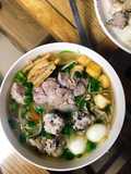 Bún mọc thịt chân giò