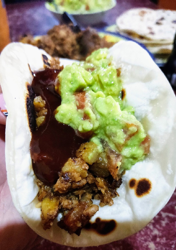 Una foto de Tacos de soja texturizada 🌮 vegetarianos y veganos