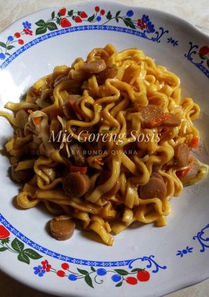 Foto resep Mie Nyemek (Mie goreng sosis)