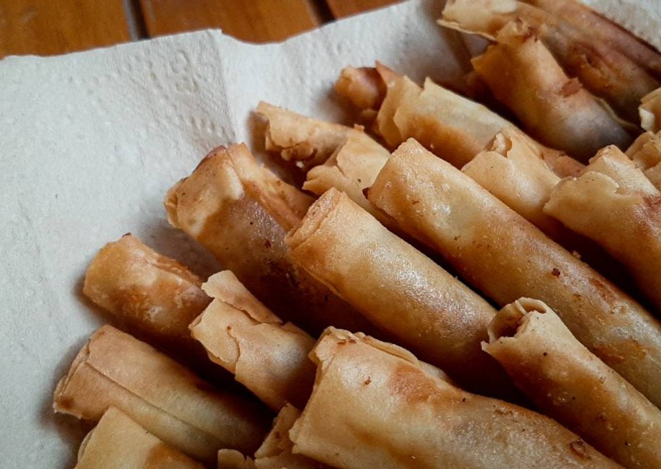 Banana cheese roll