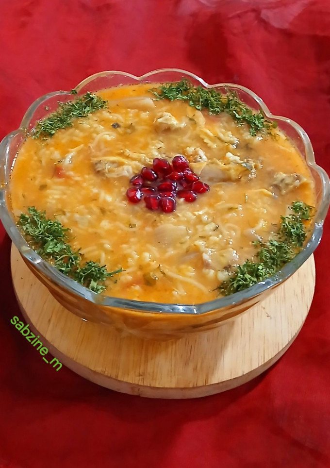 عکسی از دستور سوپ رشته فرنگی