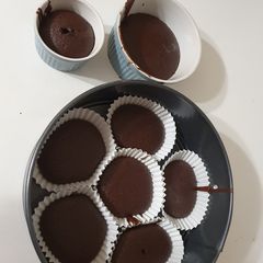 A picture of Cup cake brownie.