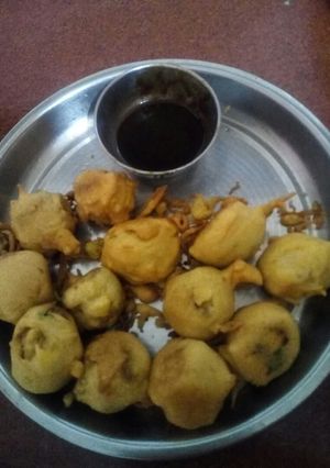 A picture of Tasty and simple aloo bonda recipe.
