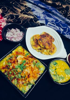 रगड़ा पेटिस चाट (ragda patties chaat recipe in Hindi) रेसिपी मुख्य फोटो