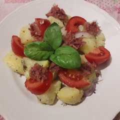 A picture of Insalata di patate e nn solo patate.