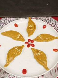 নলেন গুড়ের সন্দেশ (Nolen Gurer Sandesh recipe in Bengali) রেসিপির প্রধান ছবি