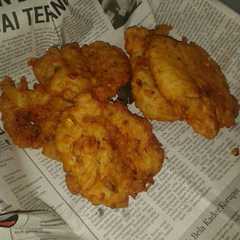 A picture of Bakwan jagung tralalaa.