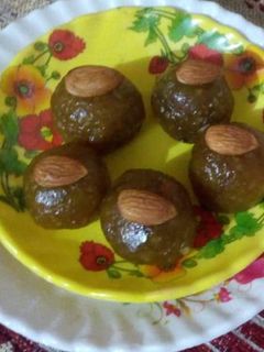 एप्पल के लड्डू रेसिपी मुख्य फोटो