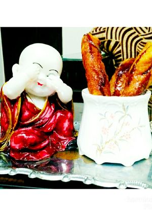 A picture of Lollipops.