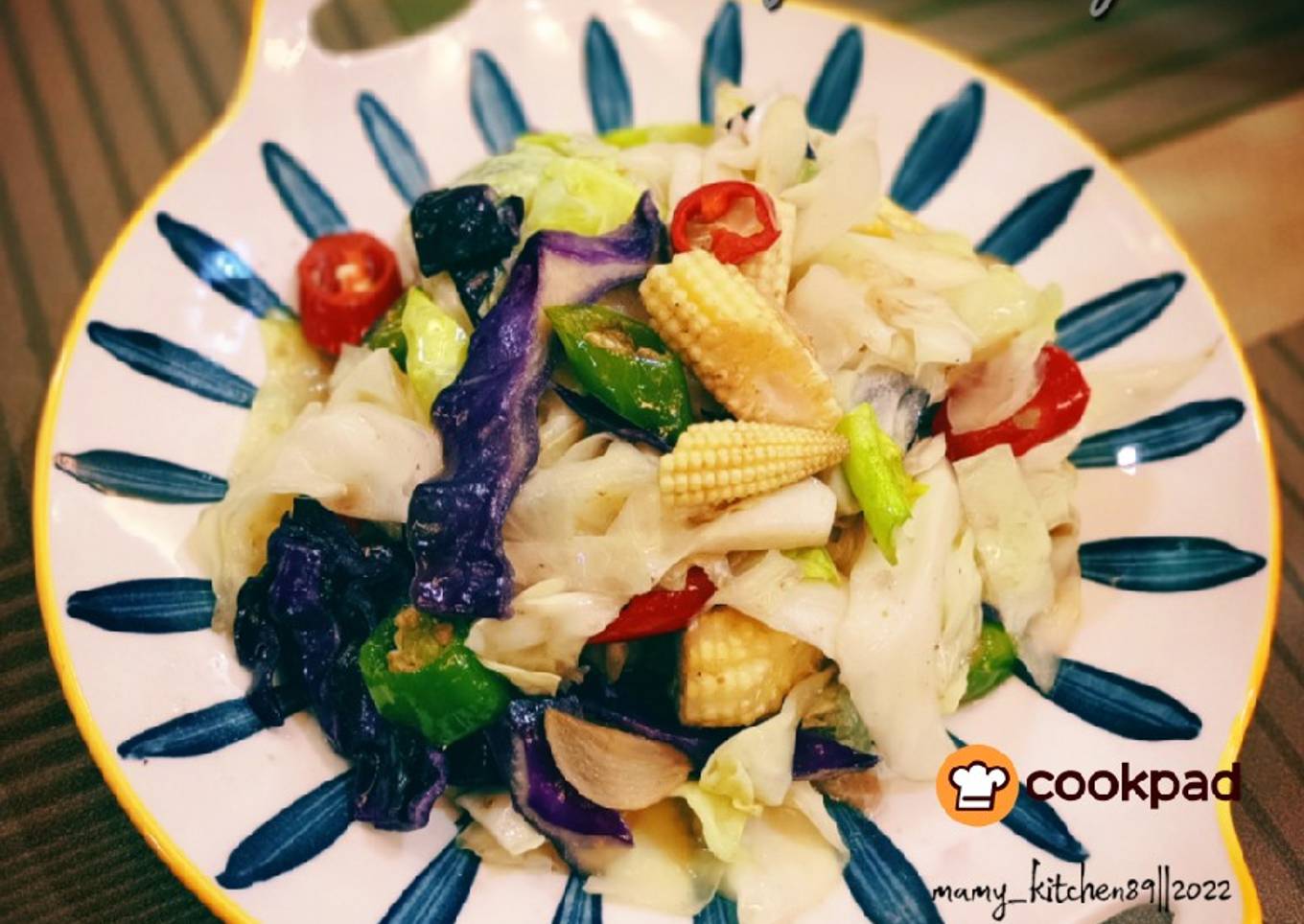 I love Jamaican cabbage and salt fish / Kubis Goreng Ikan Masin