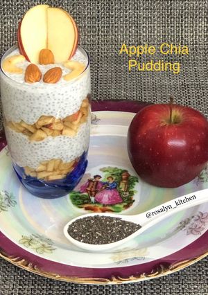 A picture of Apple Chia Pudding.