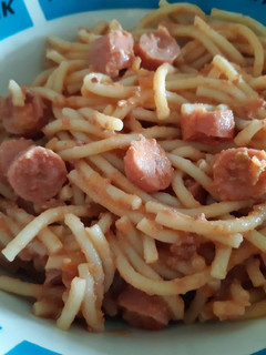 Foto principal de Espagueti con paté y salchichas