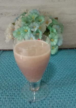 A picture of Pomegranate, grapes juice.