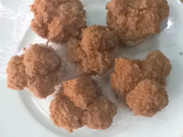 Langkah Mudah untuk Menyiapkan Resep Bolu kukus gula merah merekah yang Uenak Anti Ribet, Lezat