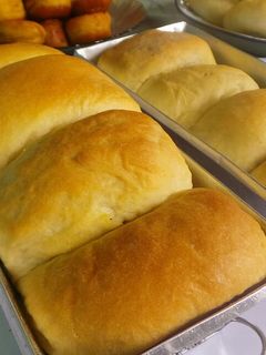 Foto resep Roti gembong kutai isi kinca (roti sobek inti kelapa)