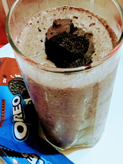 A picture of Oreo Chocolate Cream Shake.