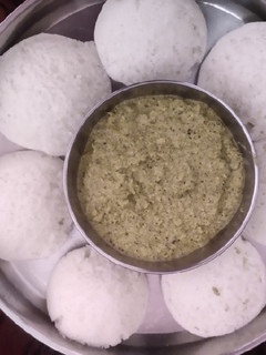 இட்லி - புதினா சட்னி செய்முறை முக்கிய புகைப்படம்