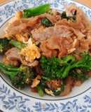 ก๋วยเตี๋ยวหลอดผัดเบบี้บล็อคโครี่
