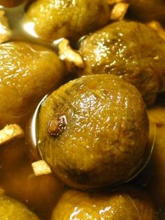 Hình của món Sấu ngâm đường.
