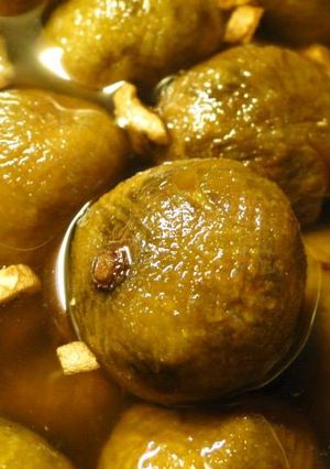 Hình của món Sấu ngâm đường.