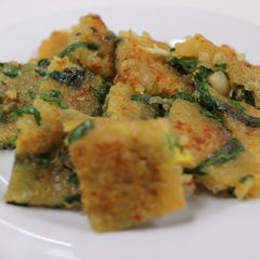 A picture of Potato chizimi (Korean pancake).