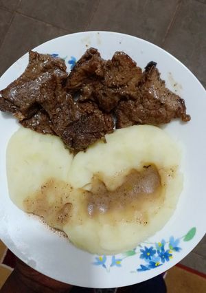 A picture of Pepper steak.