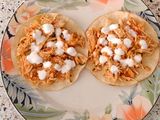 Tostadas de tinga de pollo
