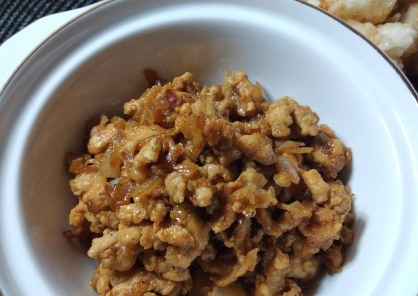 Ayam Cincang Isian Bakpao