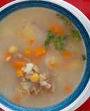 Sopa de cebada perlada