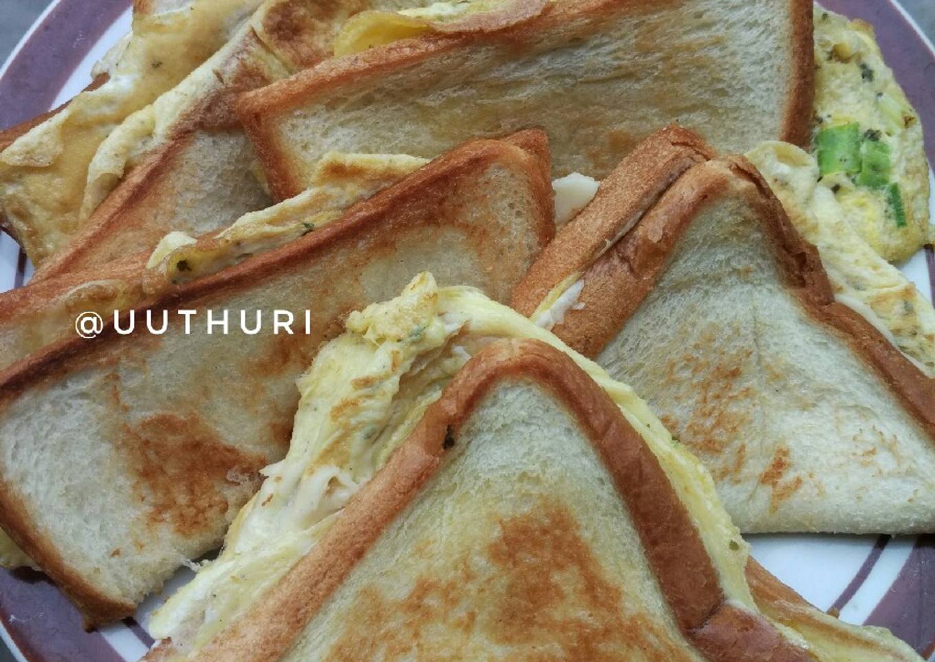 Roti panggang telur keju