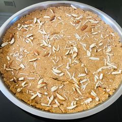 Gujarati sweet Golpapdi (sukhdi) A picture of Gujarati sweet Golpapdi (sukhdi).