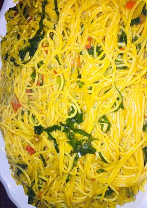 A picture of Spaghetti wit ugu leaves.