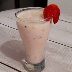 A picture of Mixed Fruit Smoothie.